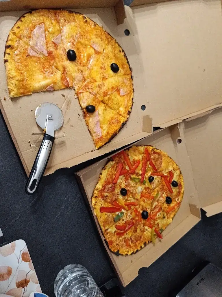 Pizzéria des Halles_Lodève_slider_image_3