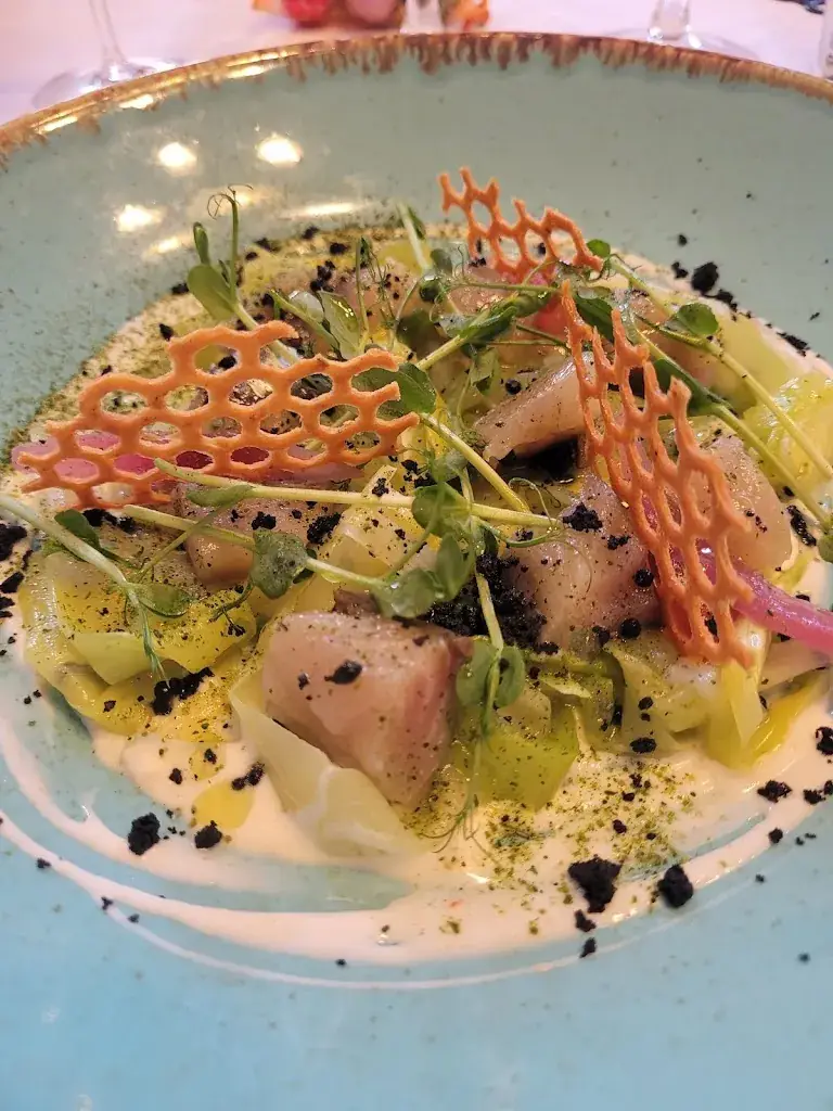 Me. Restaurant_Limoux_slider_image_3