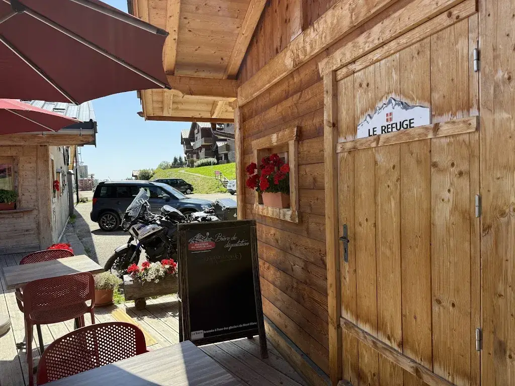 Le Refuge_Villard-sur-Doron_slider_image_2