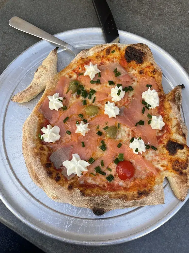 Yustiniya Khokhlova_Pizza Jean Mi_Limoux_recensione