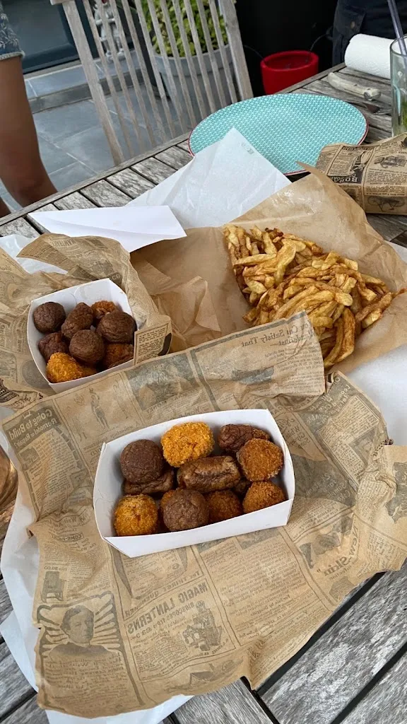 Justine Maniez_Le Franco Belge_Limoux_review