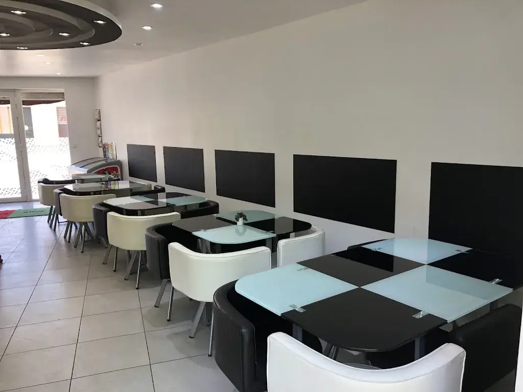 Pizza Shop à Limoux restaurant in Limoux