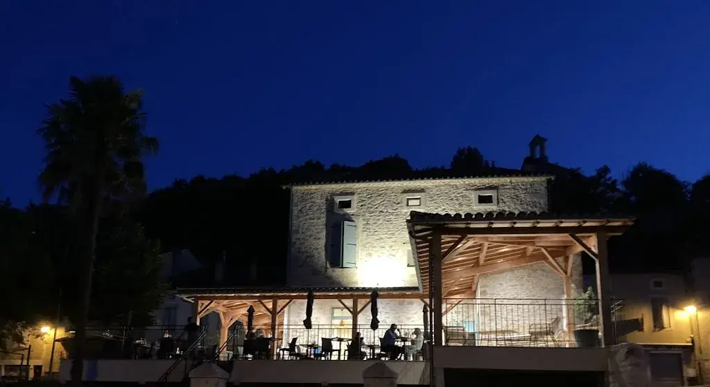 Christine Pereira_Uxello Restaurant_Luzech_review