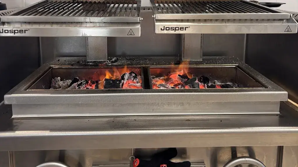 Uxello Restaurant Restaurant in Luzech