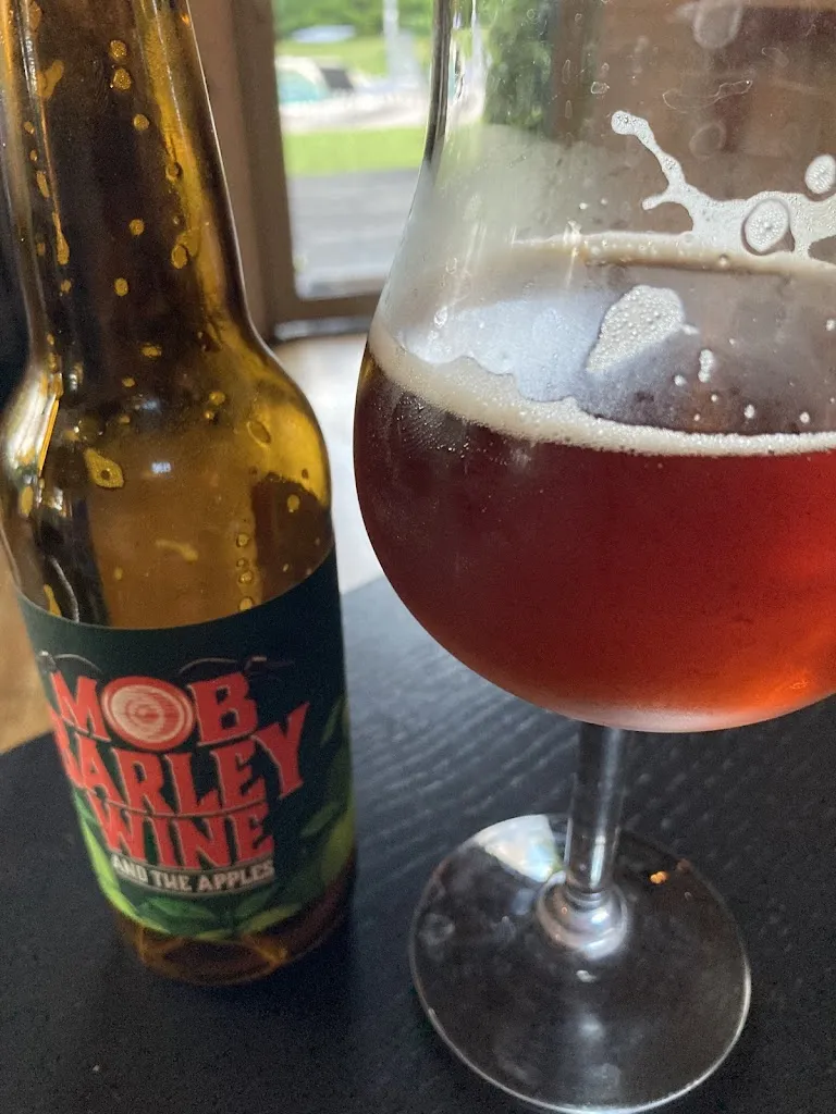 Brasserie Les Acolytes ristorante a Luzech