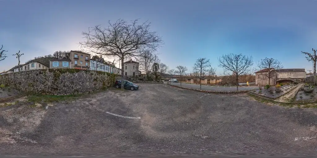 Au Petit Creux_Luzech_slider_image_3