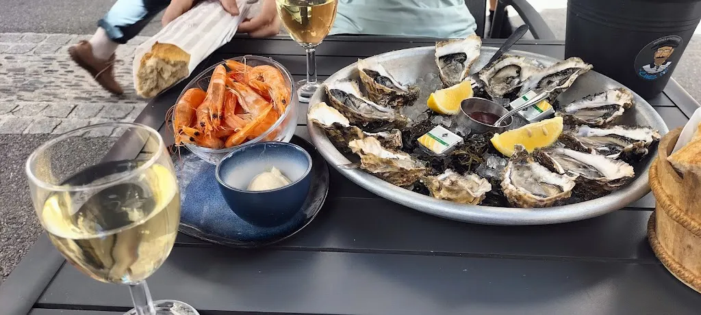 « Chez Pif »Bar à Huîtres Luz Saint Sauveur_Luz-Saint-Sauveur_slider_image_3