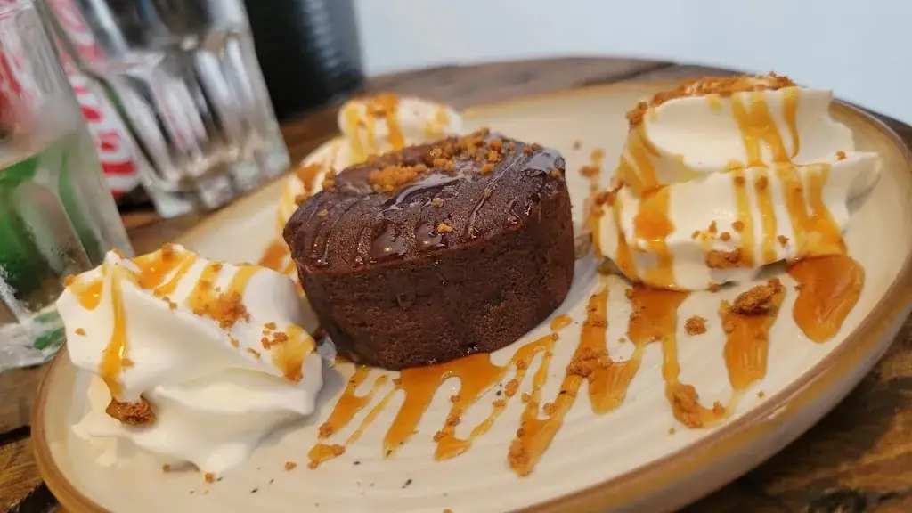 Le Resto Mr Vagabond_Esquièze-Sère_slider_image_3