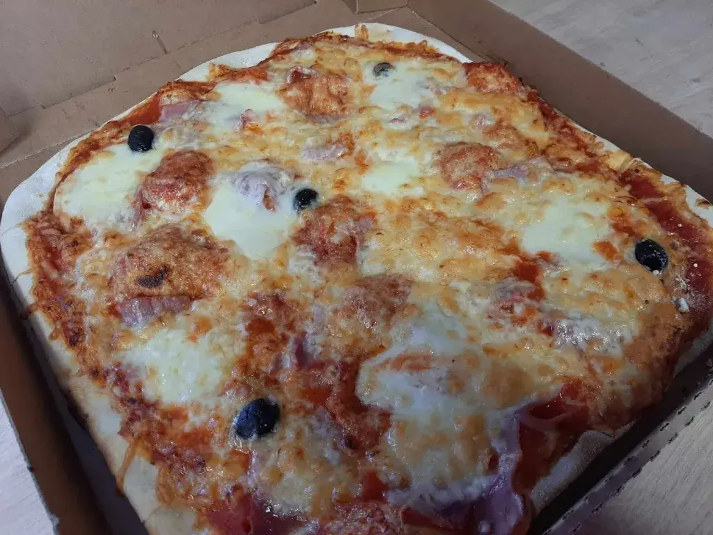 La Cabane A Pizz'_Marsillargues_slider_image_2