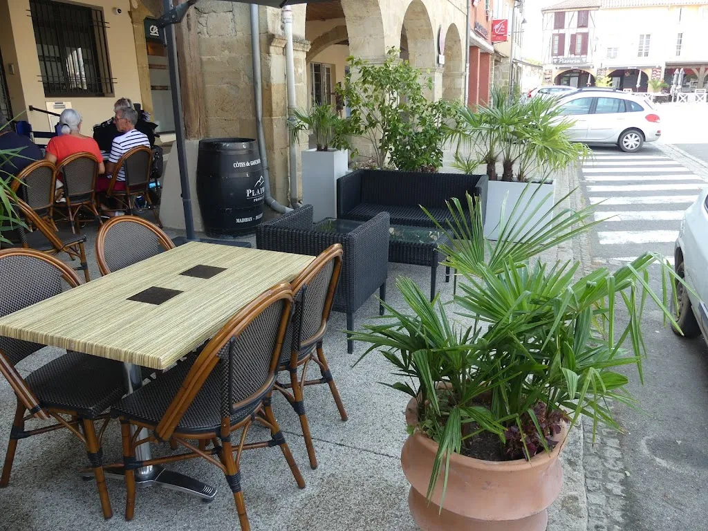 Restaurant La Petite Auberge_Marciac_slider_image_3