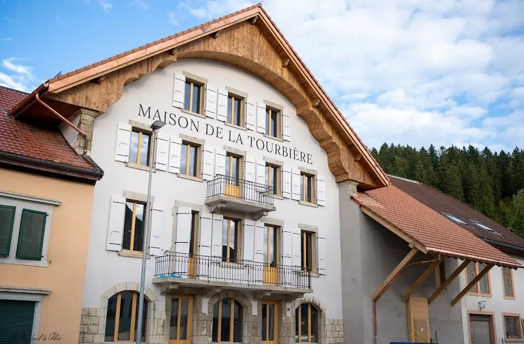 House Tourbière Hotel Restaurant Du Cerf_Ponts-de-Martel_slider_image_1