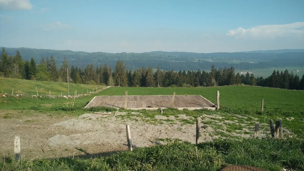 Danny Maurissens_La Pinte de la Petite-Joux_Ponts-de-Martel_review