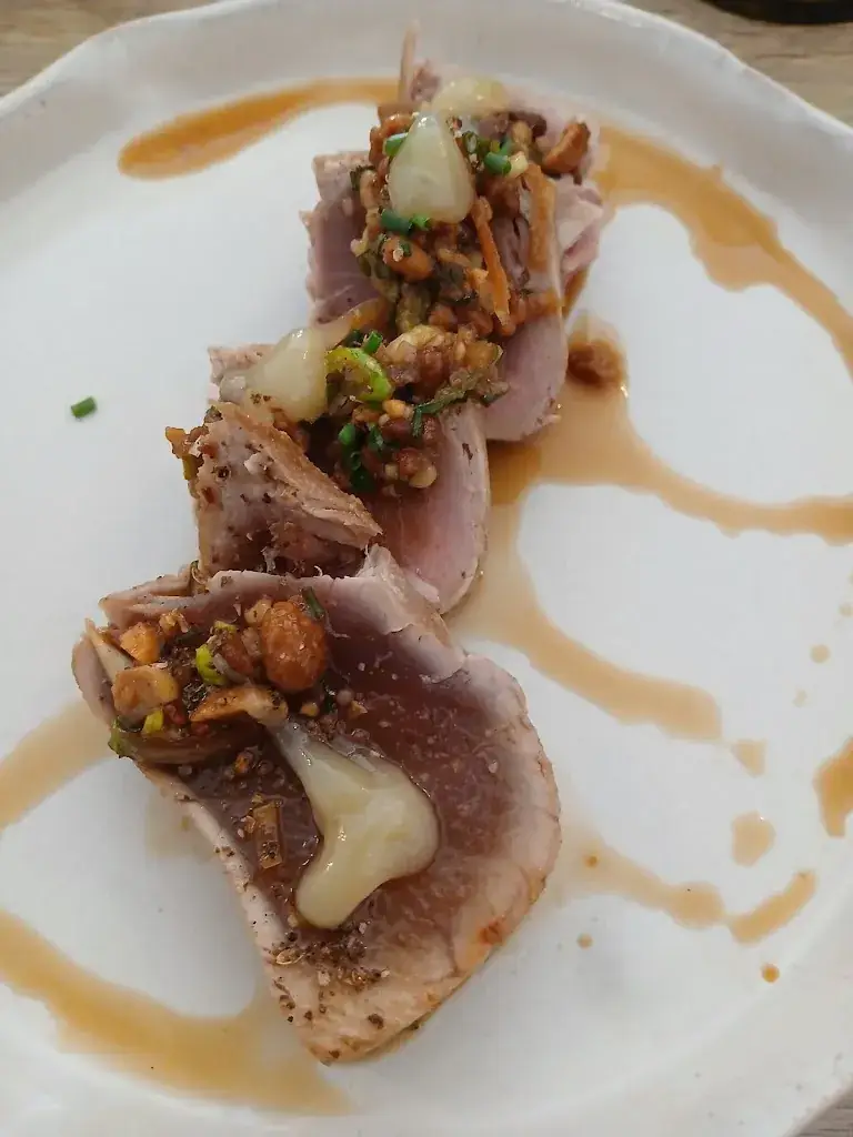 Thomas Sauzet_Convives_Martel_recensione