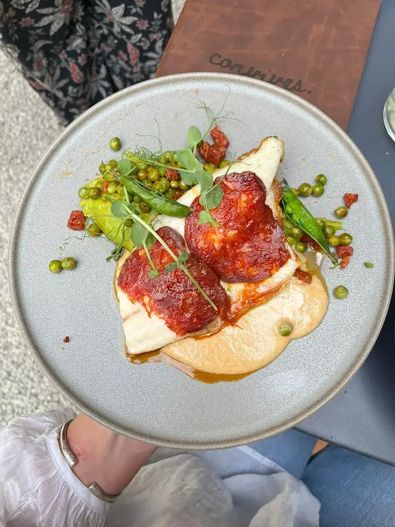 Alizée PERRAULT_Convives_Martel_recensione