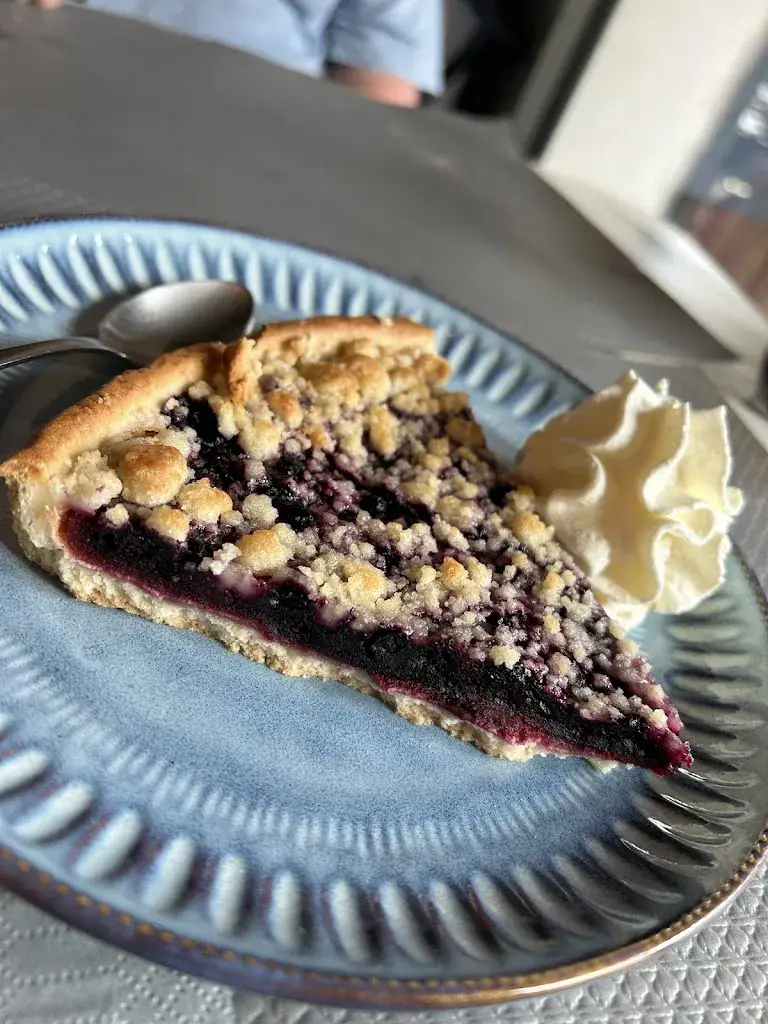 Elise Uebelhard_Le Tableau Gourmand_Véranne_recensione