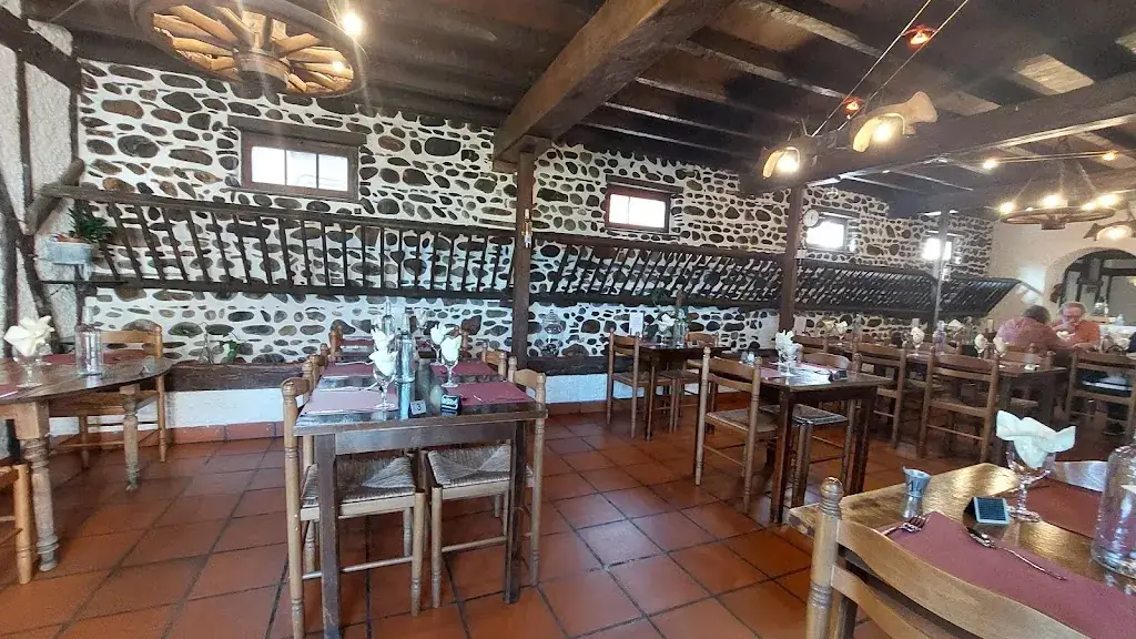 Roger Menendez_L'auberge du Pont des Meuniers_Martres-Tolosane_review