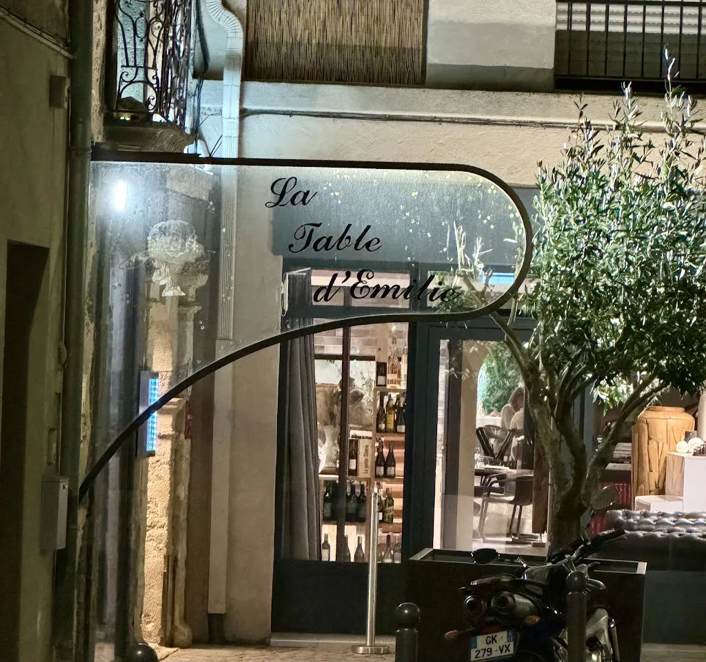 bh EU_LA TABLE D' EMILIE_Marseillan_review