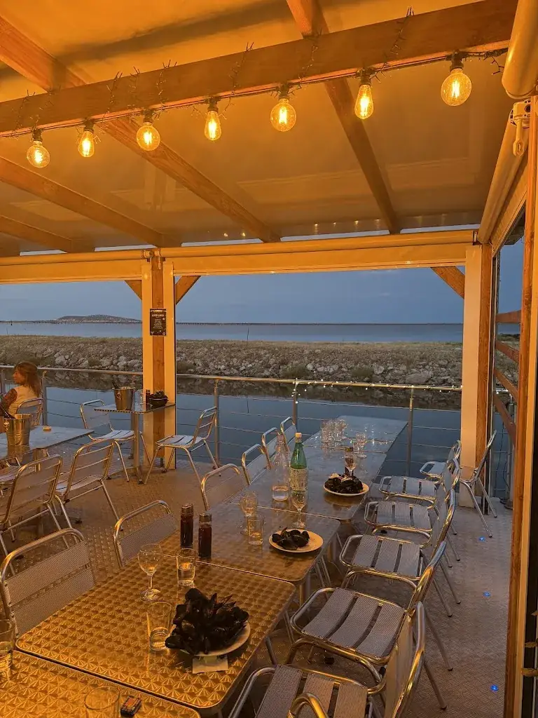 Karen Tamsen_LA CABANE_Marseillan_avis