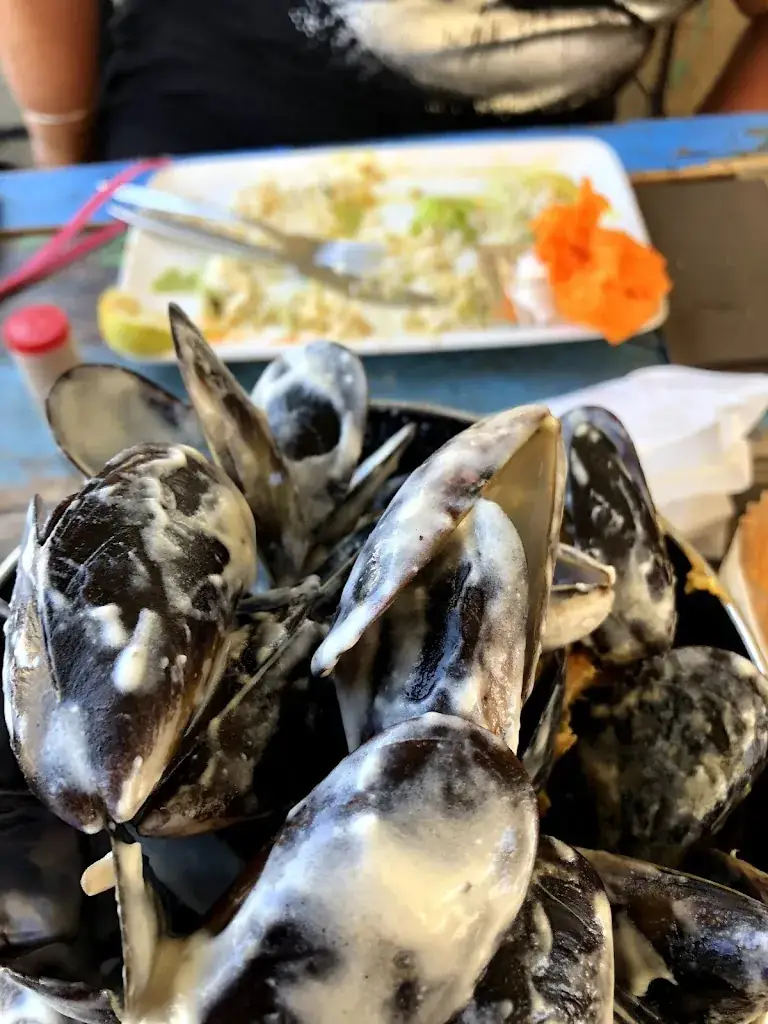 Graham Holt_Mussels And Company_Marseillan_review