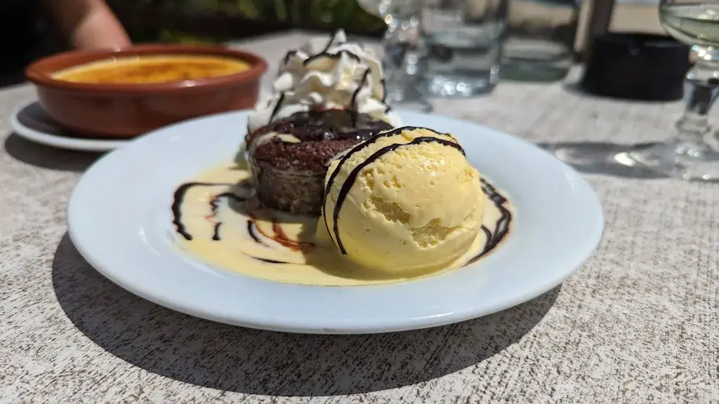 Les Pieds Dans l'Ô_Marseillan_slider_image_2