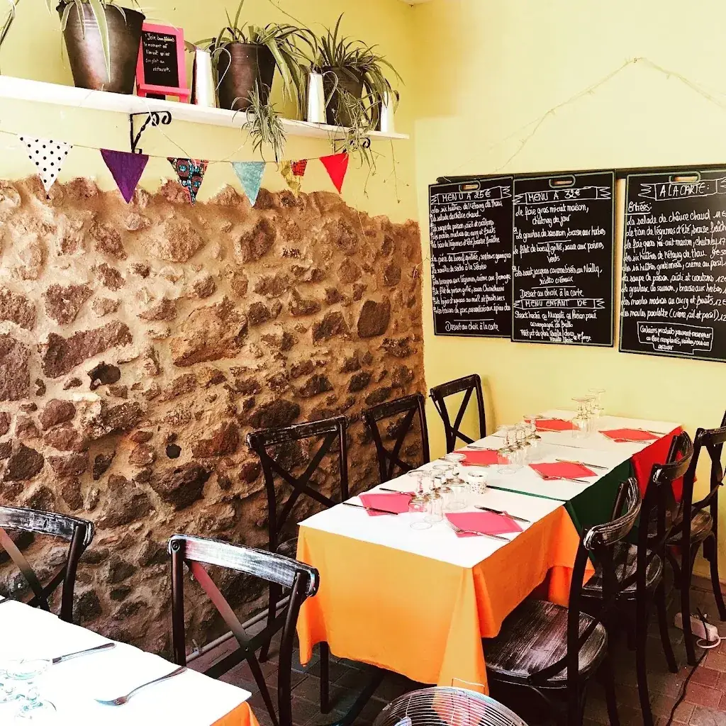 Le Jardin du Naris restaurant in Marseillan