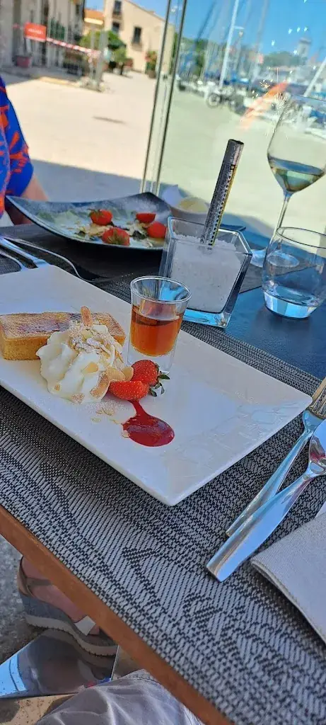 Menu_Restaurant Le Château du Port_Marseillan_image_9