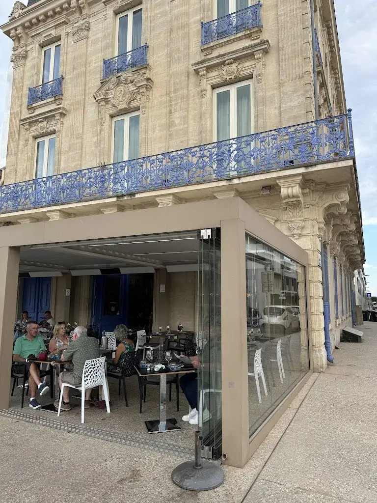 bh EU_Restaurant Le Château du Port_Marseillan_review