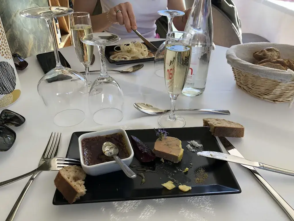 Anton B_Restaurant L'Entre 2 Marseillan-Plage_Marseillan_review