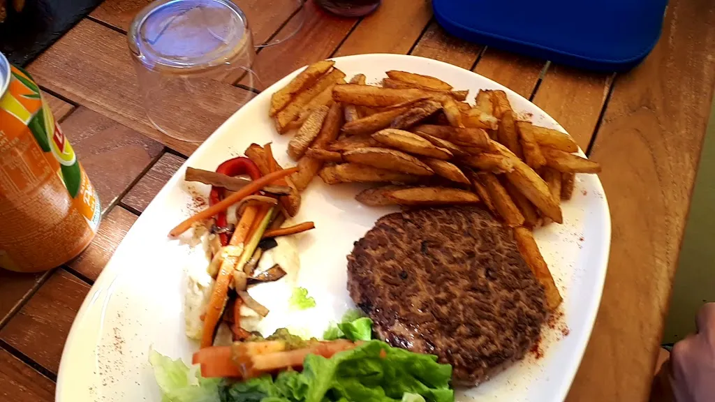 Cote Plage_Marseillan_slider_image_2