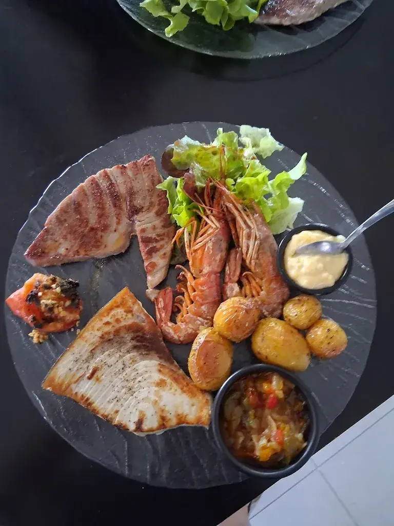 Restaurant l’Alizé_Marseillan_slider_image_3