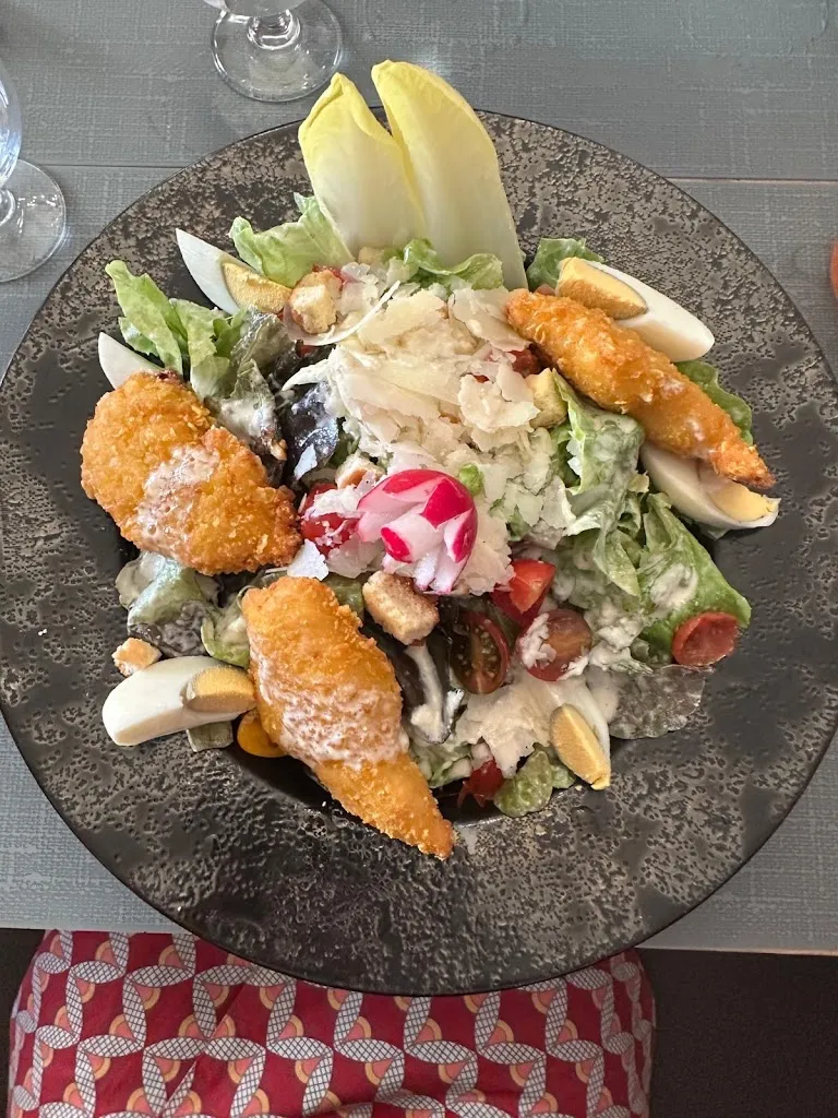 Violet Brooke_LA MAISON DE CAMILLE_Marseillan_review