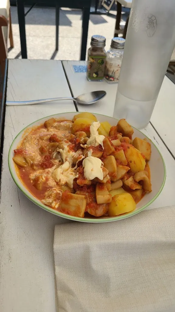 vero bouet_Brasserie Galinette_Marseillan_review