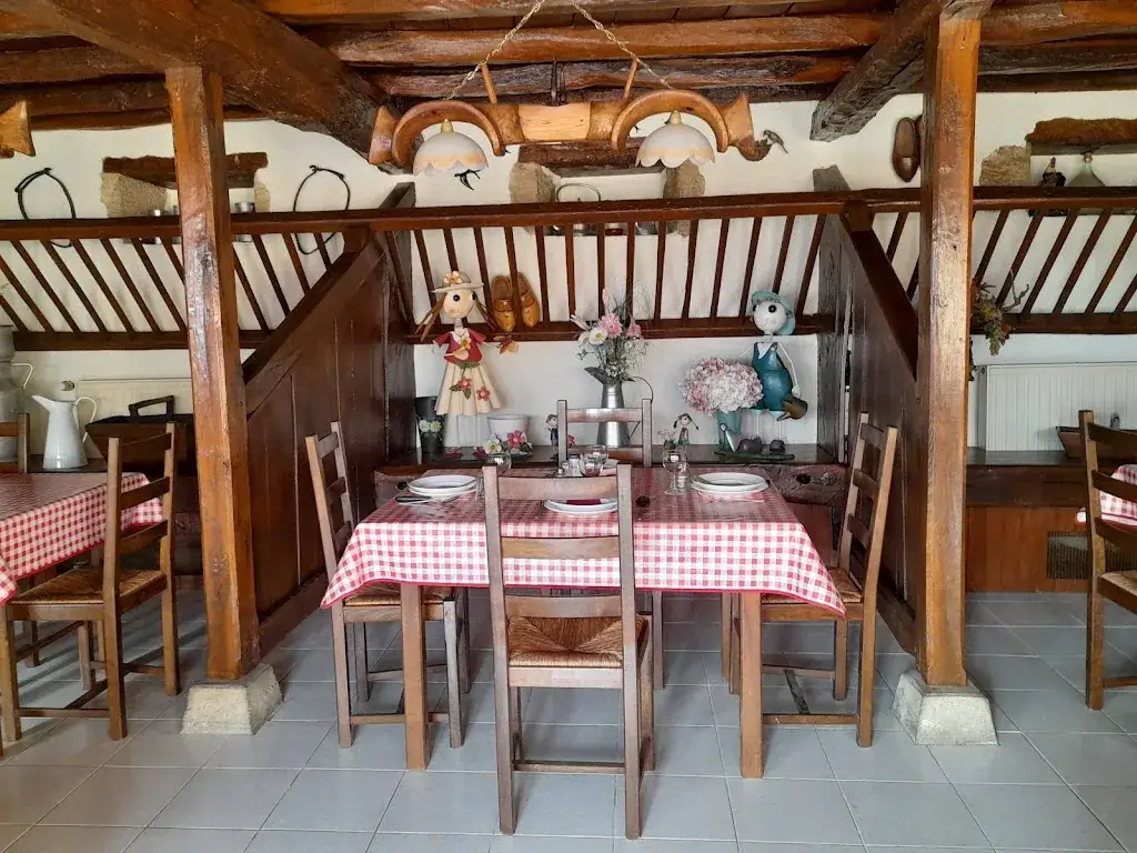 Auberge Le Traquet_Arrouède_slider_image_1