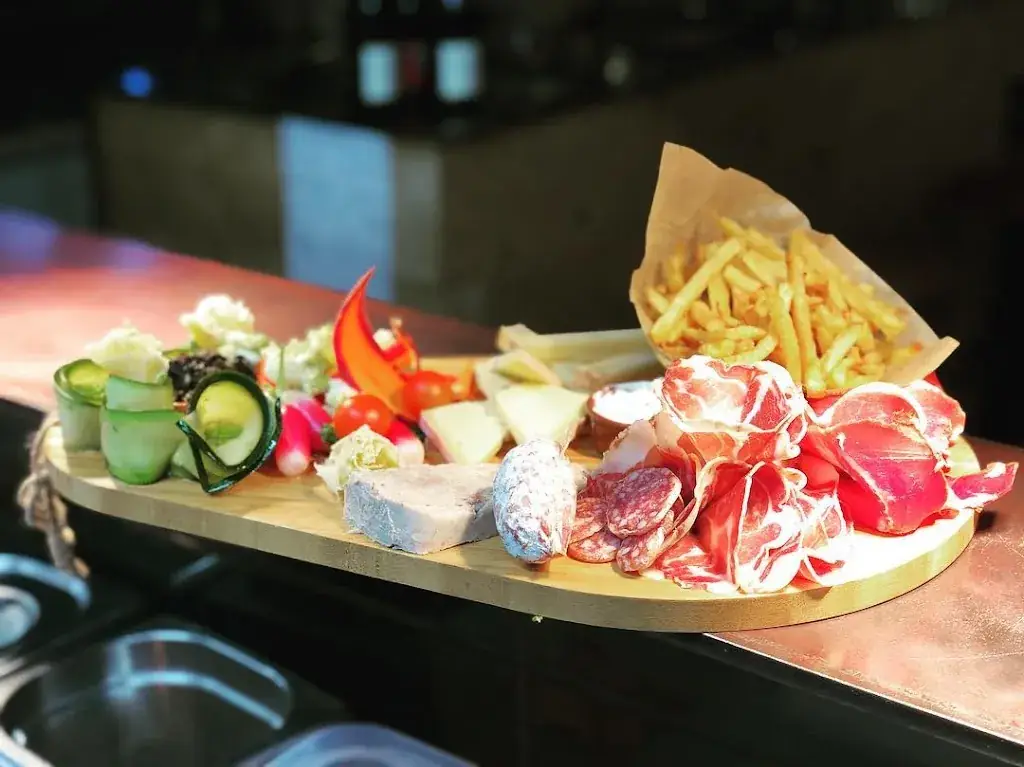 Marcel_Mauguio_slider_image_2