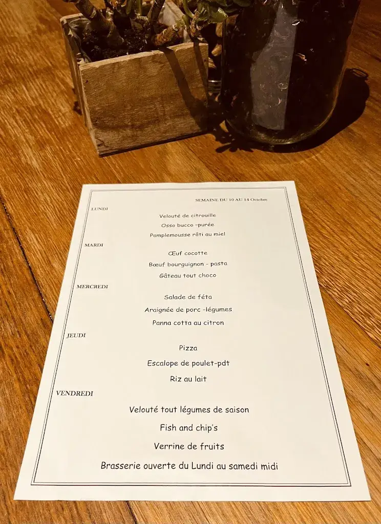 Brasserie -Cafe Du Centre Restaurant in Maubourguet