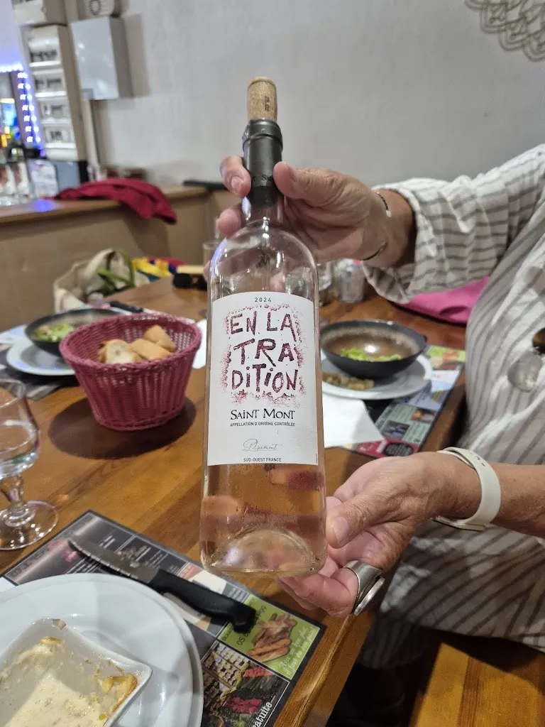 Terence Warren_Bar restaurant des Autobus_Maubourguet_recensione