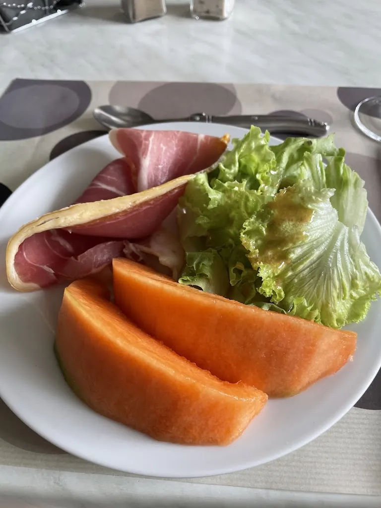 Café Du Faubourg_Maubourguet_slider_image_2