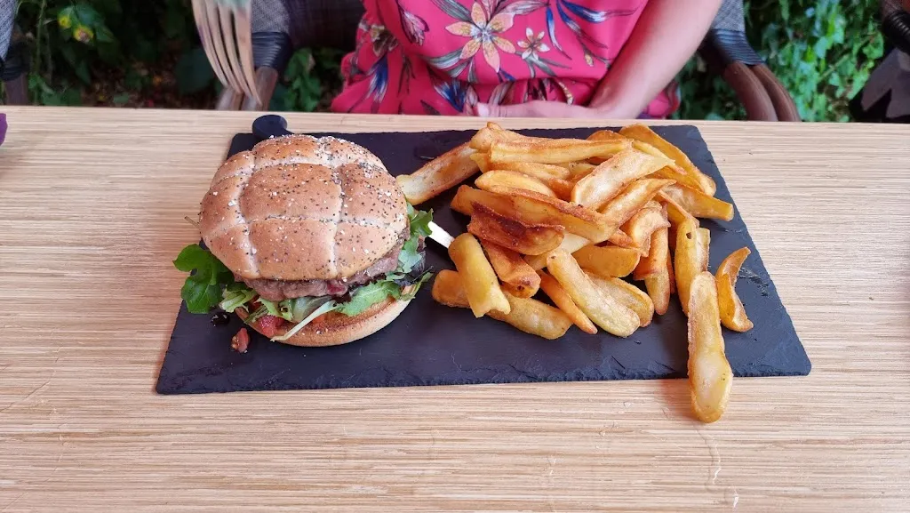 Menü_La Palombe Gourmande By SLS_Lascazères_Bild_5