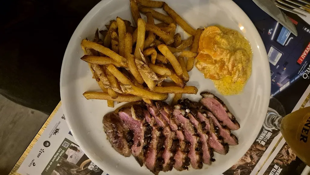 Restaurant Le Melarion_Mercus-Garrabet_slider_image_3