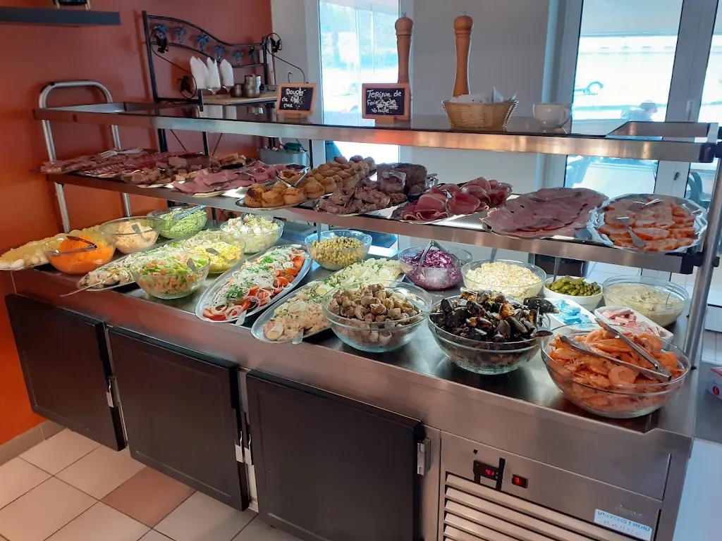 Les 3 Buffets restaurant in Tarascon-sur-Ariège