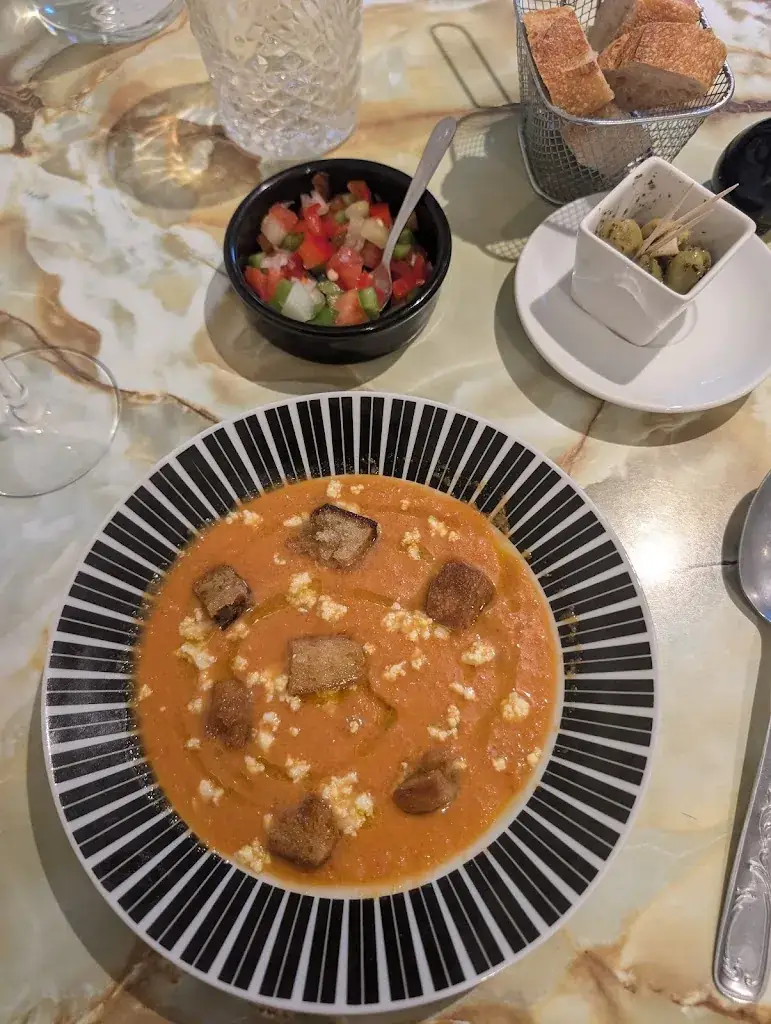 Zohra Nasri_La toudeille_Tarascon-sur-Ariège_review