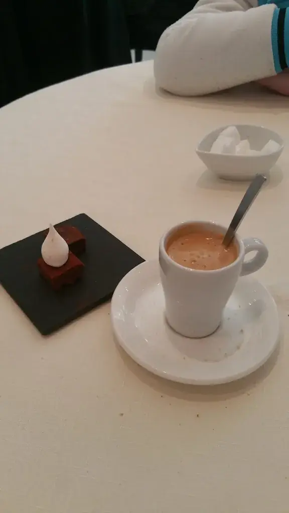 Menü_Restaurant Domaine de Carrière_Marvejols_Bild_2