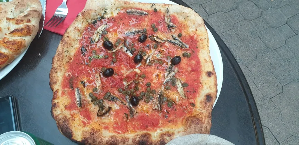 Karim E.N.G._Pizzeria Giuseppe di napoli_Marvejols_review