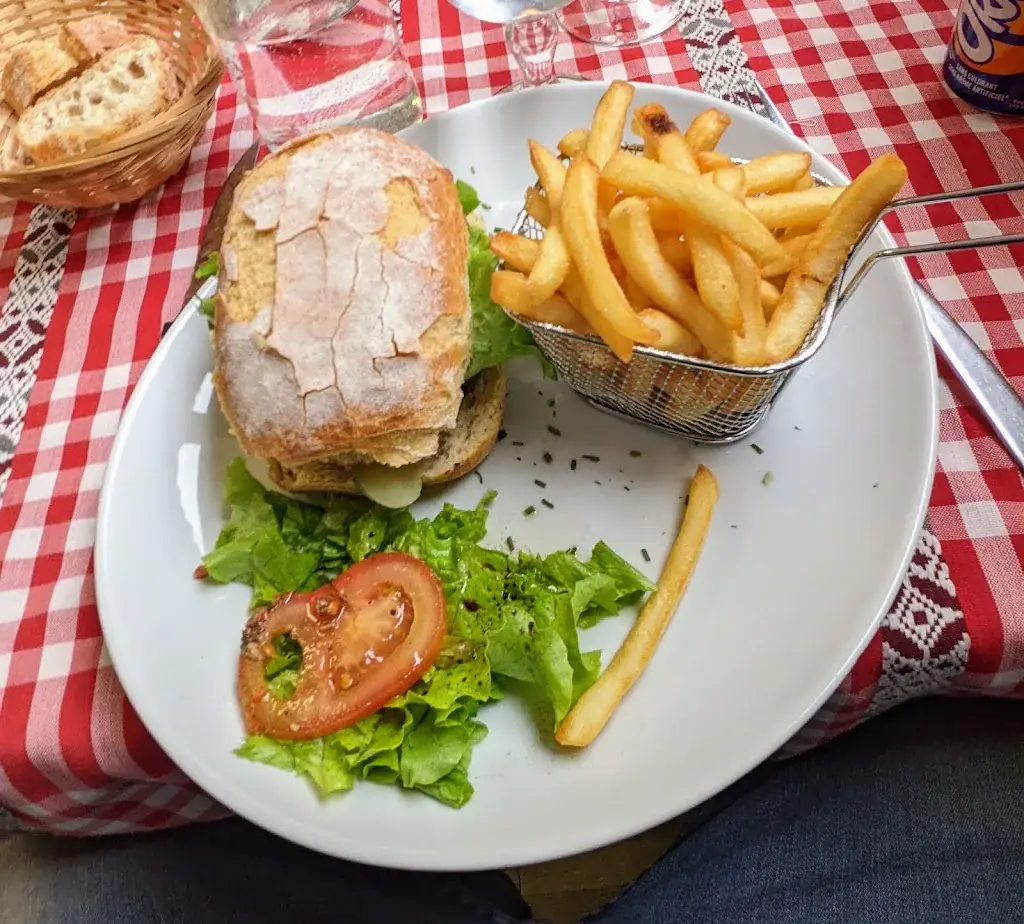 Timoté Clot_PASTA BLUES Traiteur - Foodtruck - Livraisons de repas_Saint-Germain-du-Teil_review