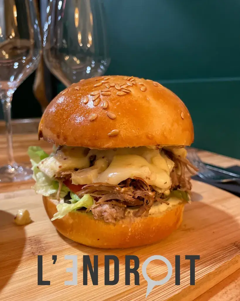 L’ENDROIT_Colagne_slider_image_2