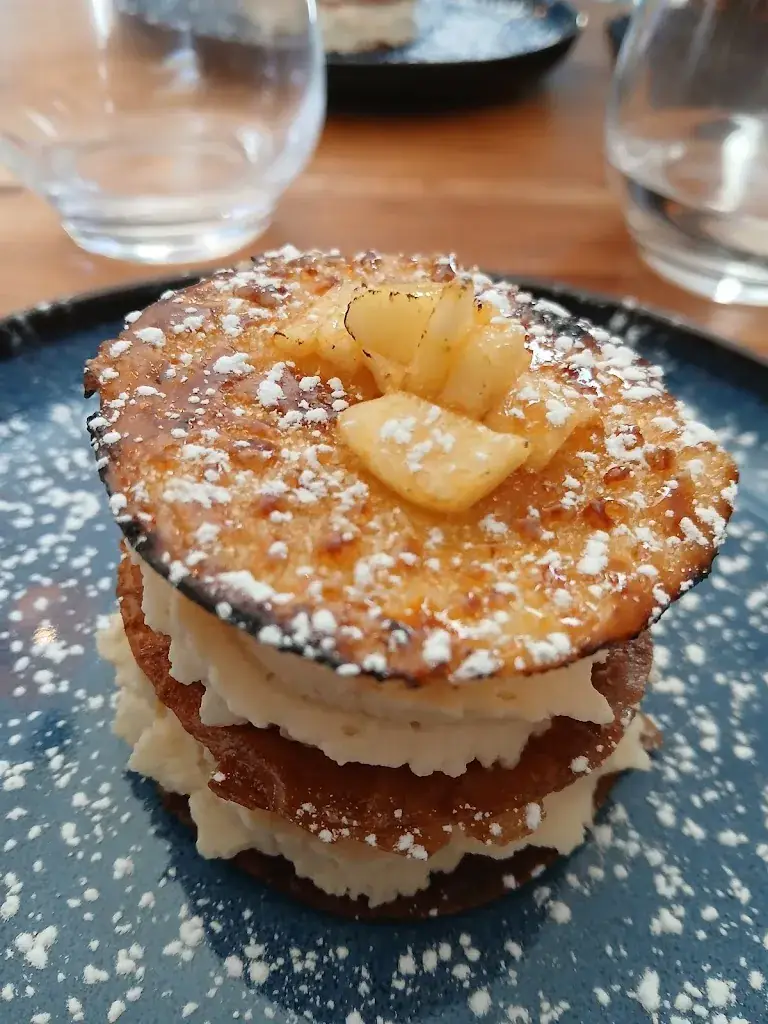 L’ENDROIT_Colagne_slider_image_3