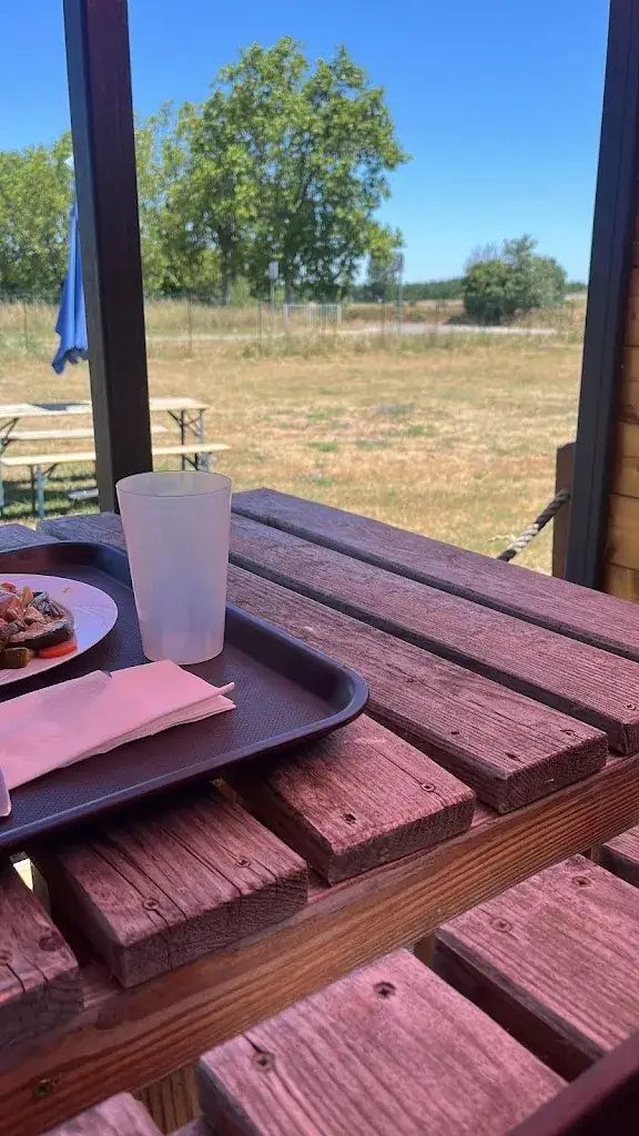 Mauricio Noguera Campello_Restaurant Mazères : Street Food_Mazères_review