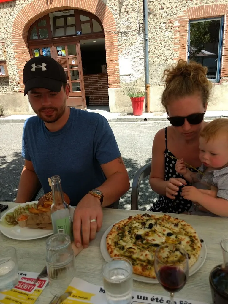 Richard Hill_Chez Pap's Pizza_Mazères_recensione