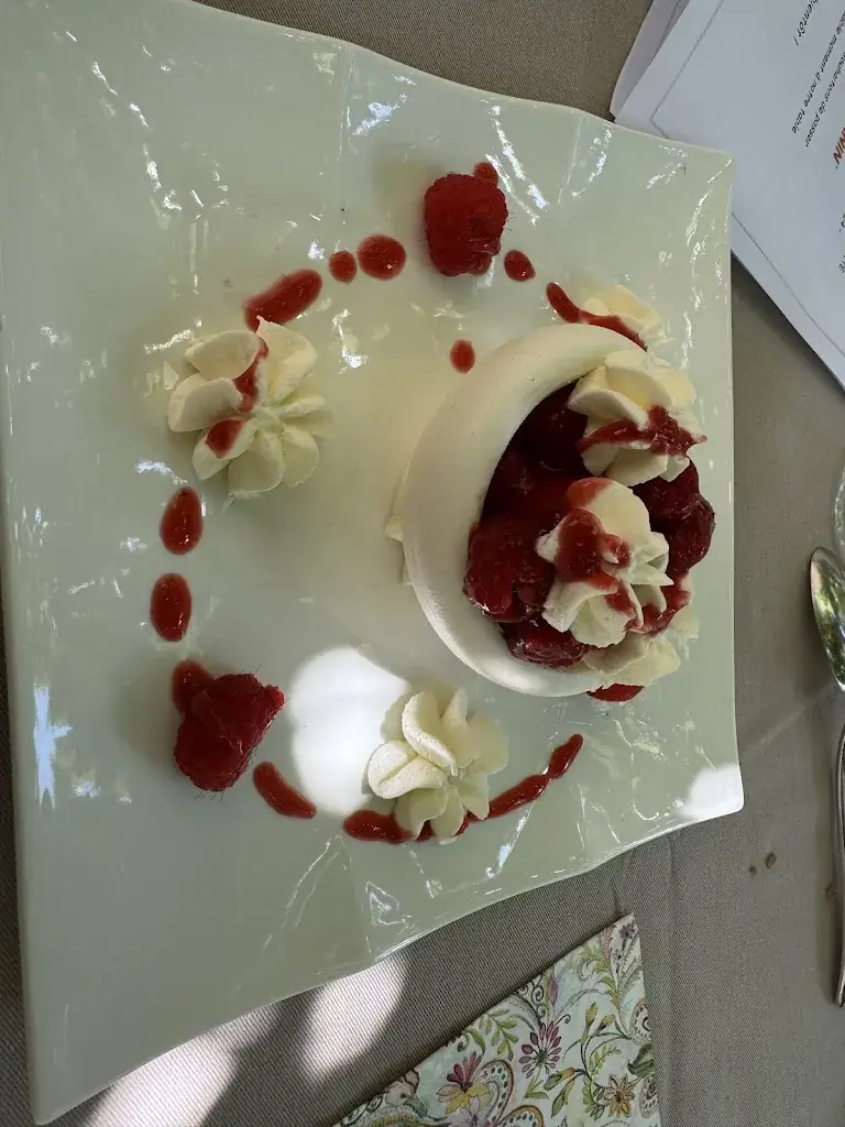 Kris T_Restaurant Archestrate_Sernhac_review