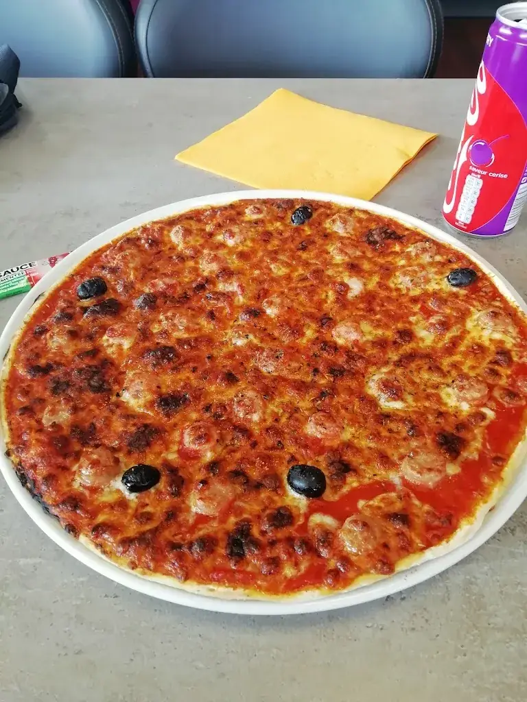 Menü_Pizzaqueen_Milhaud_Bild_8